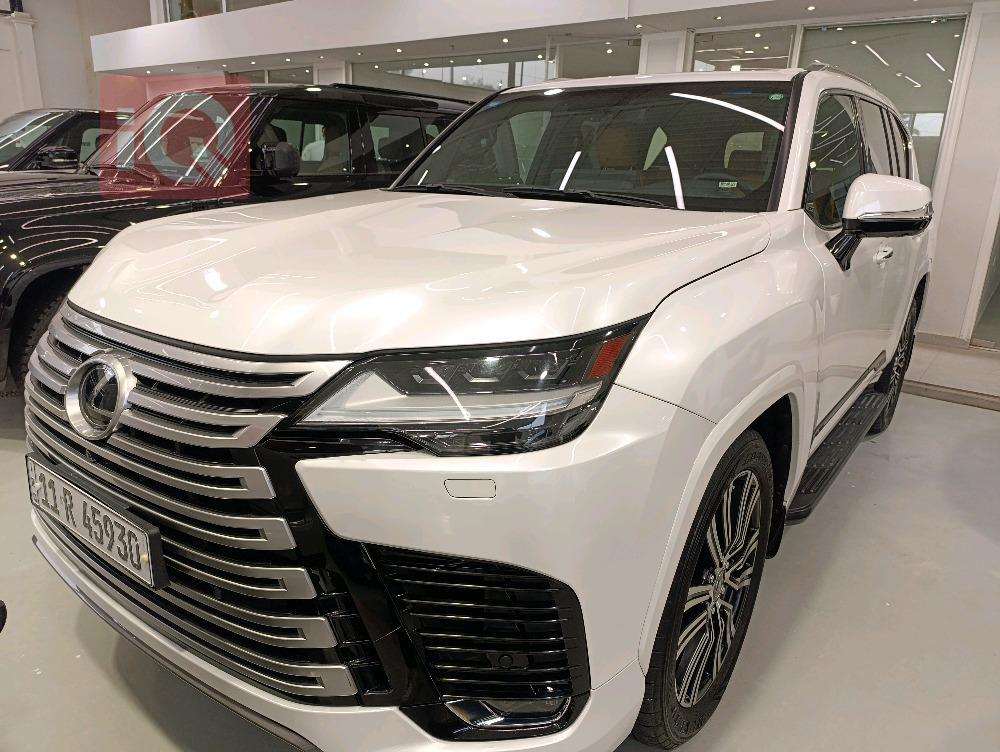Lexus for sale in Iraq